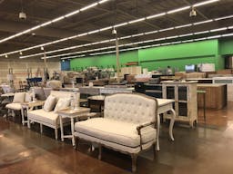 Temporary Storage or Pop-Up Shop Space - Image 0