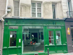 Galerie , boutique, de luxe au coeur de Saint Germain - Image 1