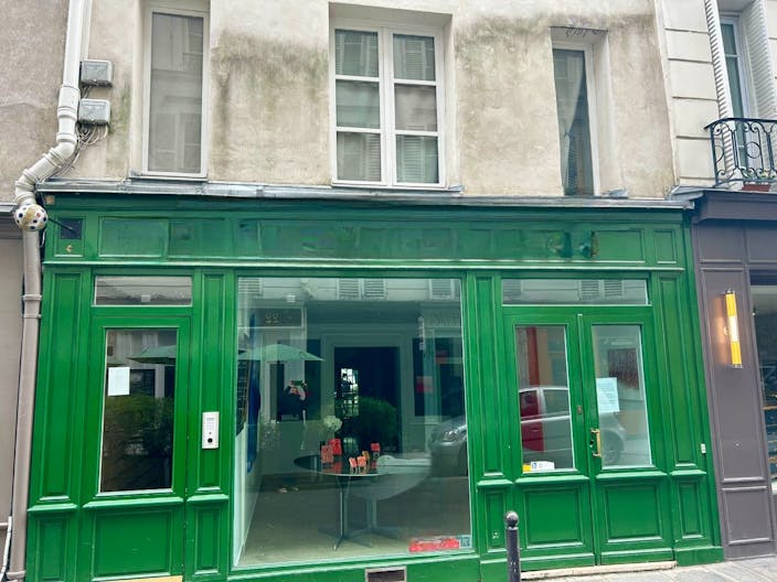 Galerie , boutique, de luxe au coeur de Saint Germain - Image 1