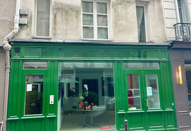 Galerie , boutique, de luxe au coeur de Saint Germain - Image 1