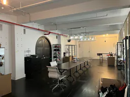 Manhattan Showroom - Image 12