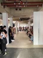 Spacious Showroom in the heart of Berlin - Image 9