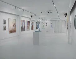 Gloss White Gallery Space on Fairfax Ave - Image 0