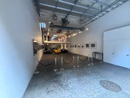 1500sqft West Village Gallery - Image 1