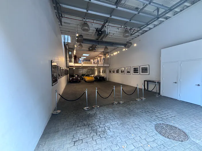 1500sqft West Village Gallery - Image 1
