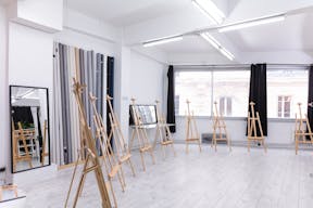 Un showroom 100% modulable dans le haut-Marais avec des volumes industriels. - Image 18