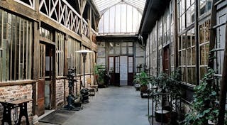 Incroyable espace de 650 m2 - Image 3