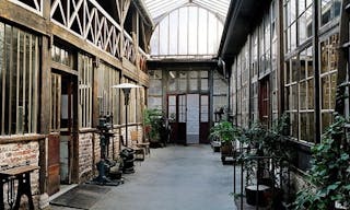 Incroyable espace de 650 m2 - Image 3