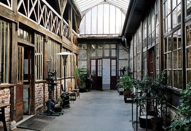 Incroyable espace de 650 m2 - Image 3