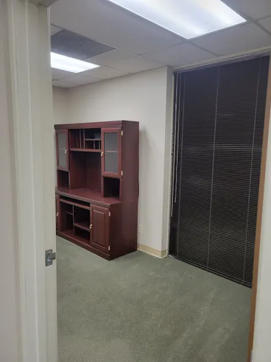 Office space in legal office - Image 2