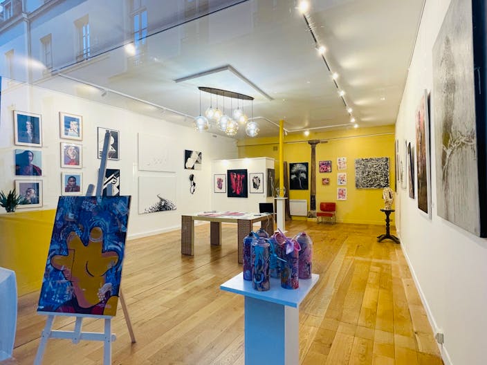 FASHION WEEK READY — GALLERY SPACE FOR RENT — LE MARAIS, PARIS 3 - Image 1