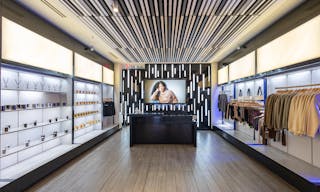 High-Traffic Retail Space for Brand Activations, Pop-Ups, and Events - Image 6