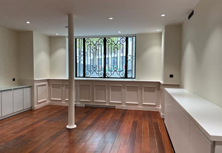 Retail space near Champs-�lys�es - Image 4