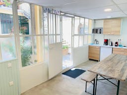 Salle Cour - 35m2 - Image 0