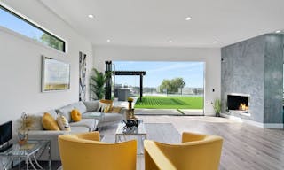 Super Mansion with Los Angeles 360 Views - Image 10