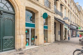 Sophisticated Pop-Up in the heart of Bordeaux - Image 11