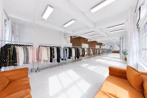 Expansive Skyline Loft - Connected Studio Space - Image 0