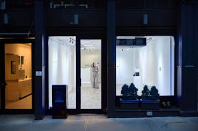 Beautiful White Box in Tribeca - Image 12