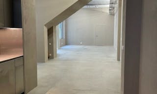 Atypical design gallery & shooting space in the Marais - Image 15