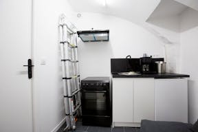 Espace au pied du centre Pompidou - Image 5