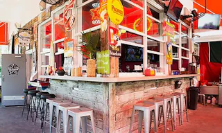 BEACH HOUSE RESTAURANT SPACE - Image 0