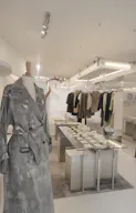 Rue de Turenne Boutique in Le Marais, Pop up/showroom - Image 10
