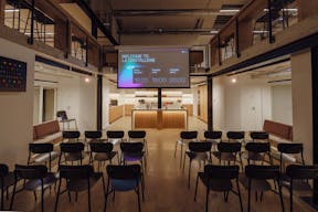 Espace �v�nementiel - ambiance industrielle et moderne- agencement modulaire - Image 4