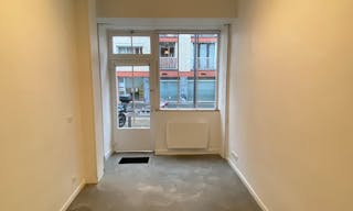 An atypical loft-style space near Montmartre - Image 0