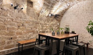 Quaint Parisian Studio Gallery - Image 1