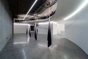 Spacious Urban Loft Studio in Arts District - Image 4