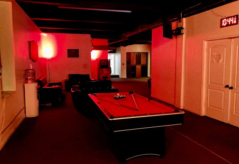 Modern, Spacious, Diamond in the Rough - Image 3