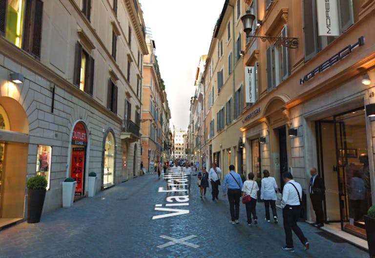 Via Frattina Pop-up space - Image 3