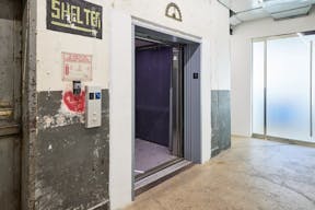 7500 sqft Bright West Soho Studios - Image 13