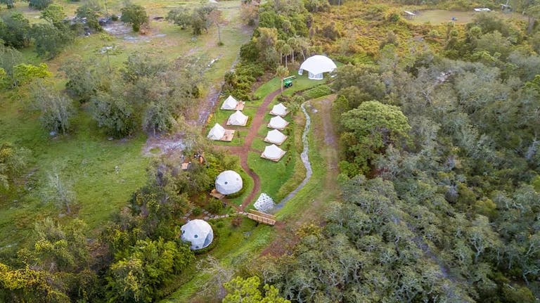 Eco-Luxury Retreat - Image 3