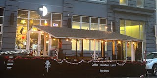 Intimate Williamsburg Cafe & Bar Social House - Image 2
