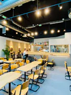 Salle multi-fonction avec sc�ne - Image 0