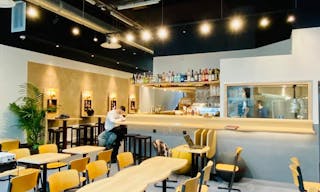 Salle multi-fonction avec sc�ne - Image 0