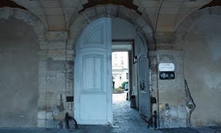 Spacious, streamlined gallery - your projects in the heart of the art district - Image 19