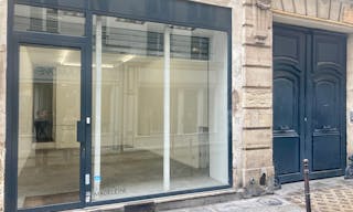 Charming Gallery in Le Marais - Image 1