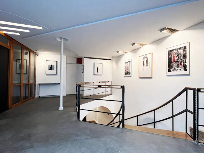 Showroom avec vitrine au c?ur du marais - Image 1