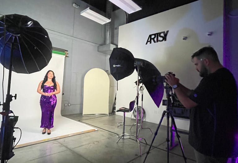 Spaces Rental, Podcast, Creative Spaces, events, corporative, fiestas, photography studio - Image 3