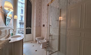 Uno spazio raffinato ricco di storia nel centro di Milano - Image 8