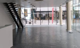 Prime Location Boutique Place du March� Saint-Honor� (Boutique 3/6) - Image 1