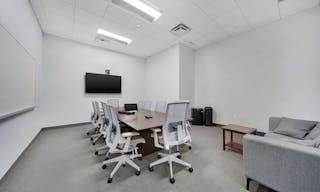 New concept in fully furnished offices for rent on a short term, temporary and virtual services - Image 46