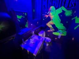 Manhattan Showroom - Image 9