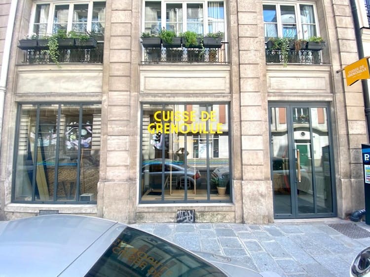 50 sqm Boutique on Rue Froissart, Paris