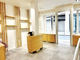 Beautiful Showroom in Paris - Perfect for the Fashion Week - Image 2