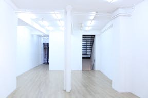 Galerie d'art lumineuse située en bordure du Marais face à Merci - Image 12