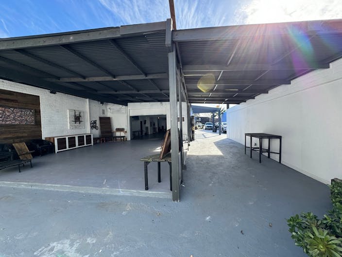 Art & Space - Image 4