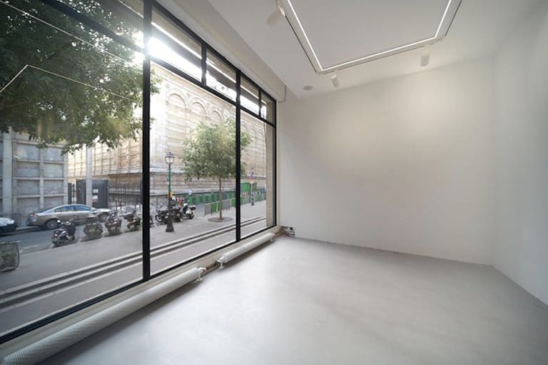 El�gante galerie dans le marais - Image 2